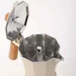 CAFETERA ITALIANA ALUMINIO 300ML 6 TAZAS CREMA MANGO MADERA VARENNA CAFETERA ITALIANA ALUMINIO 300ML 6 TAZAS CREMA MANGO MADERA VARENNA