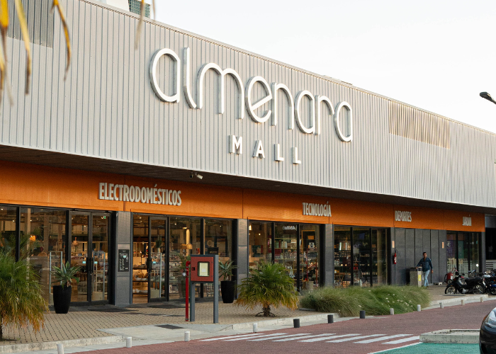 Almenara Mall