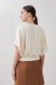 Blusa satinada beige