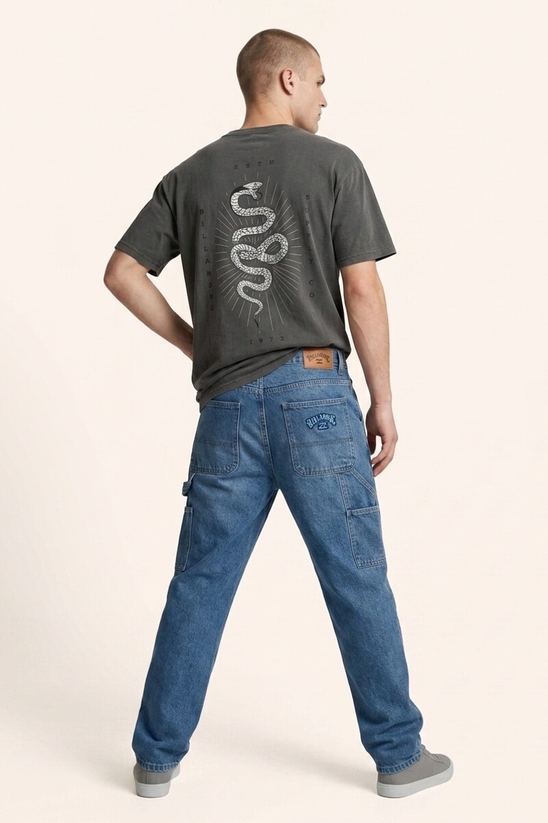 REMERA SERPIENTE OVER TEE U-negro2