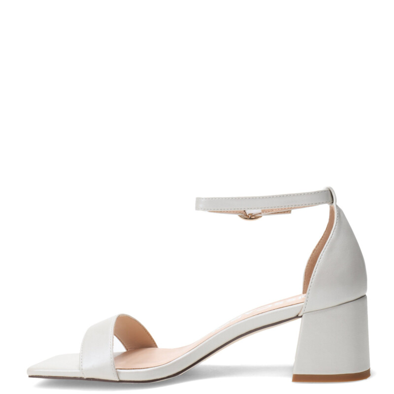 Sandalias de Mujer Miss Carol CLARAZ con taco Nude