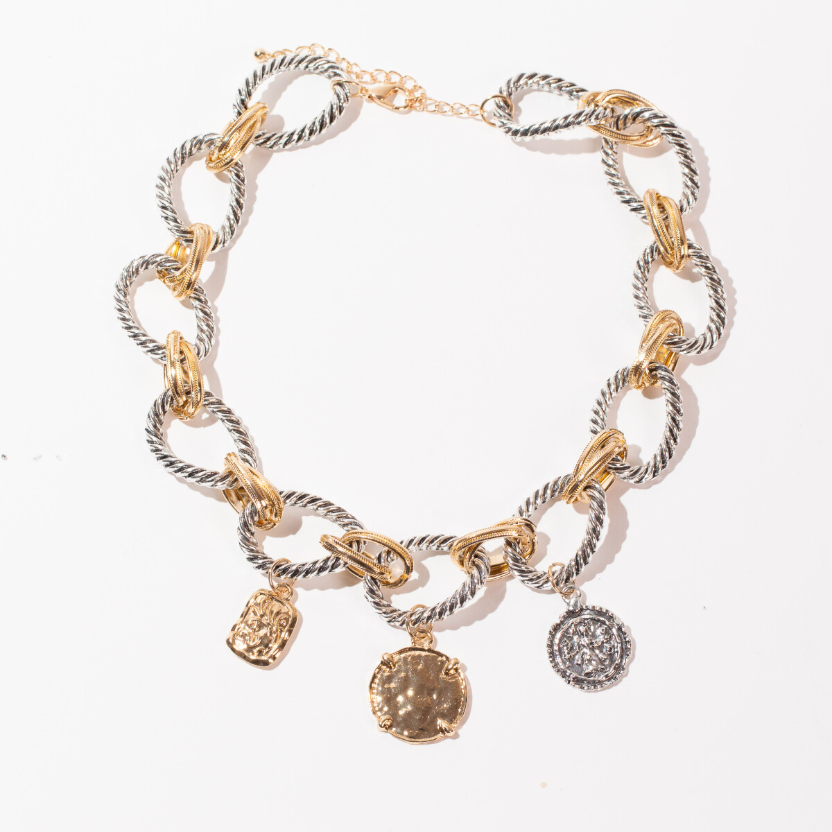 COLLAR NAZIRÉ 