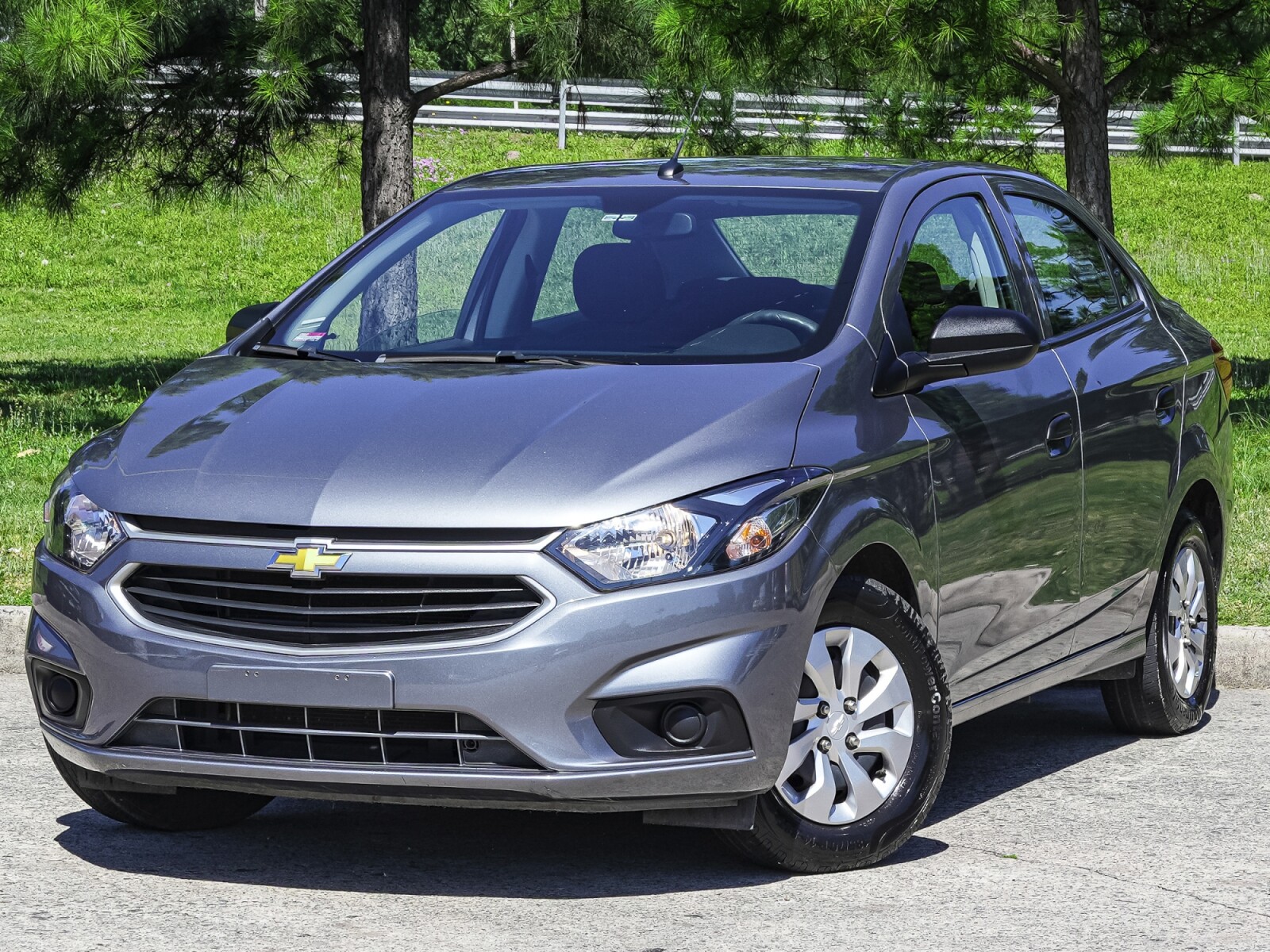 Chevrolet Joy Plus 1.0 Sedan Extra Full| Permuta / Financia 