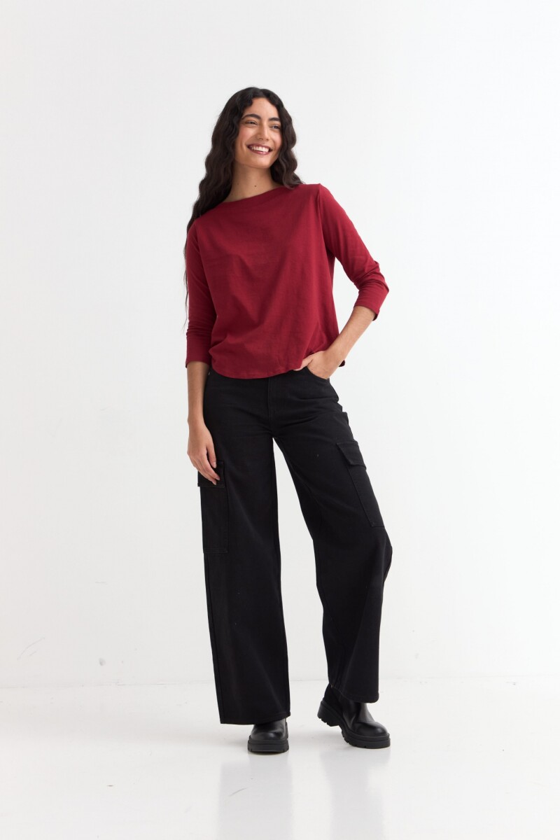 Remera manga 3/4 cuello bote BORDO