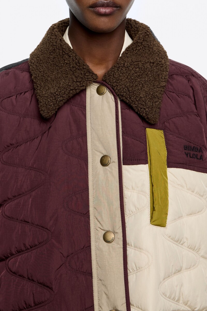 ABRIGO ACOLCHADO Bordo