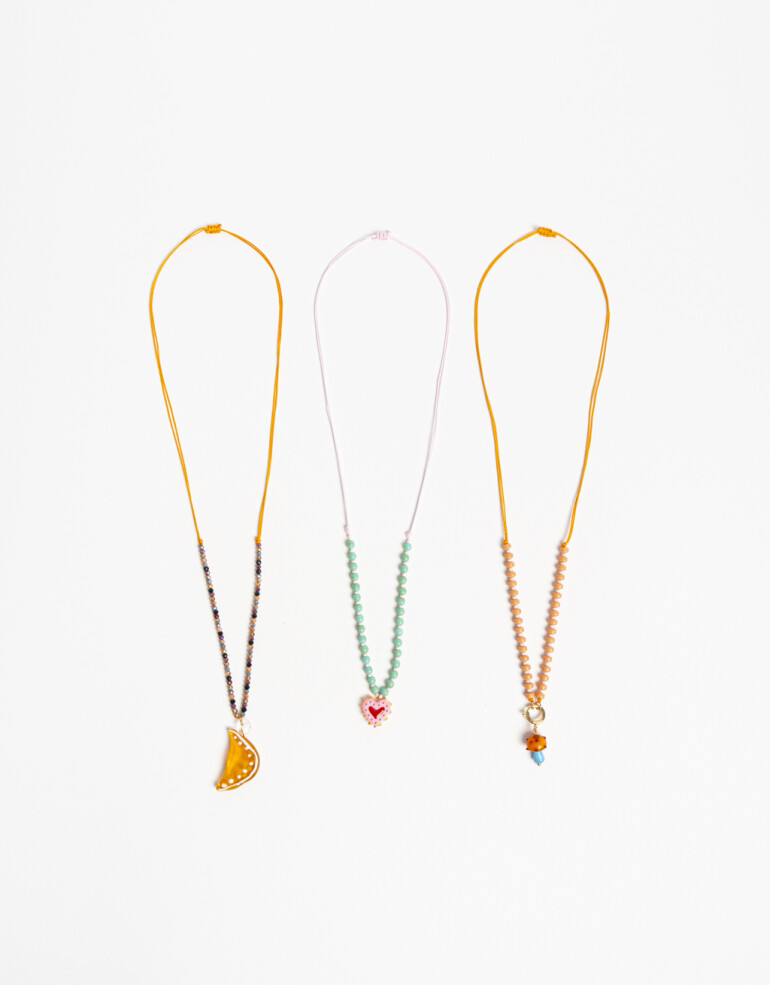 Collares Cortos Color Collar Corto Mystery Box Día Del Amigo - Combinacion Multicolor