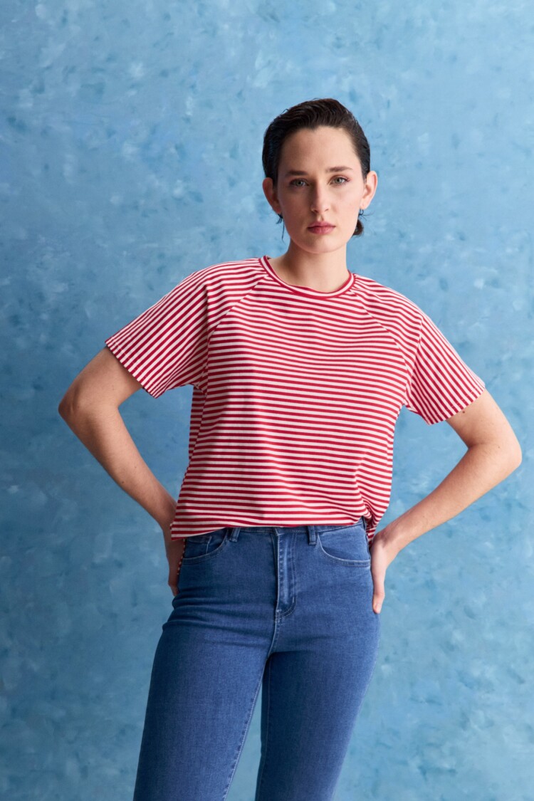 REMERA SCALA Blanco/Rojo