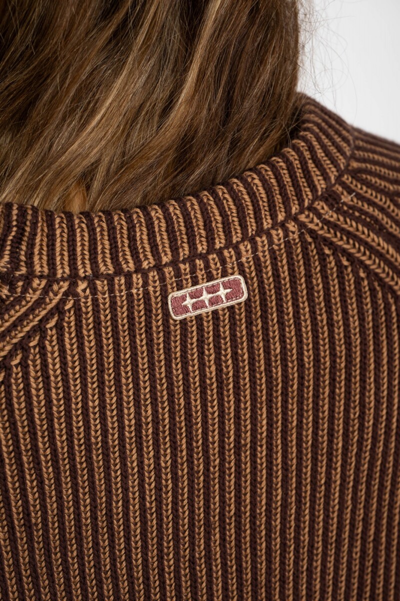Sweater Texturado Chocolate
