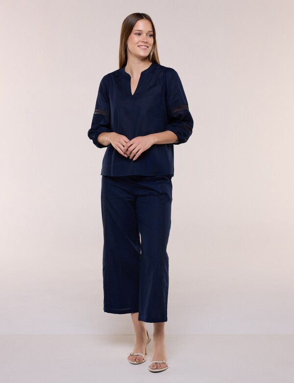 Blusa Lino Con Detalle Puntilla AZUL