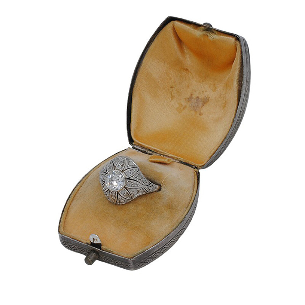 Anillo Antiguo En Oro18K, Brillantes Y Diamantes Anillo Antiguo En Oro18K, Brillantes Y Diamantes