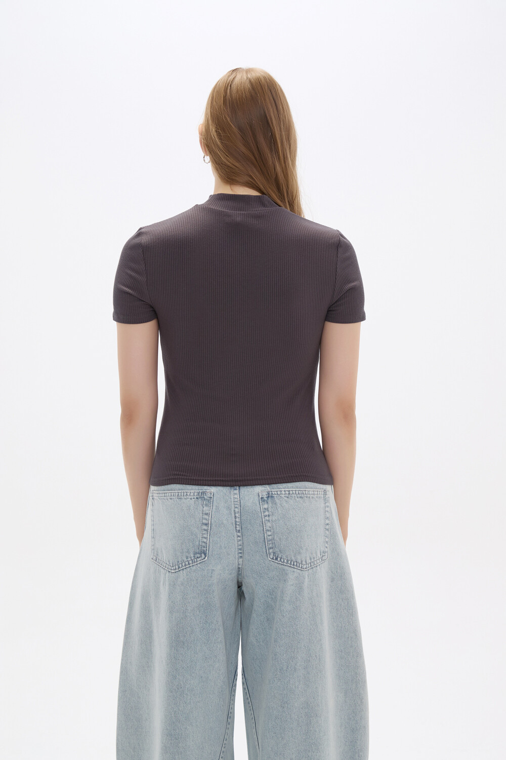 Remera Daly Gris Oscuro