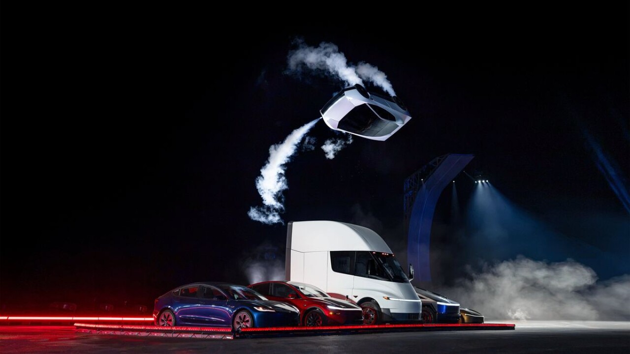 tesla-roadster-2.jpg