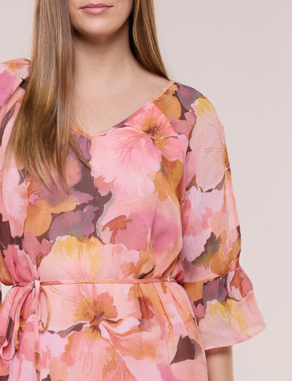 Vestido Corto De Gasa Floral Con Abertura En Brazo ROSA/MULTI