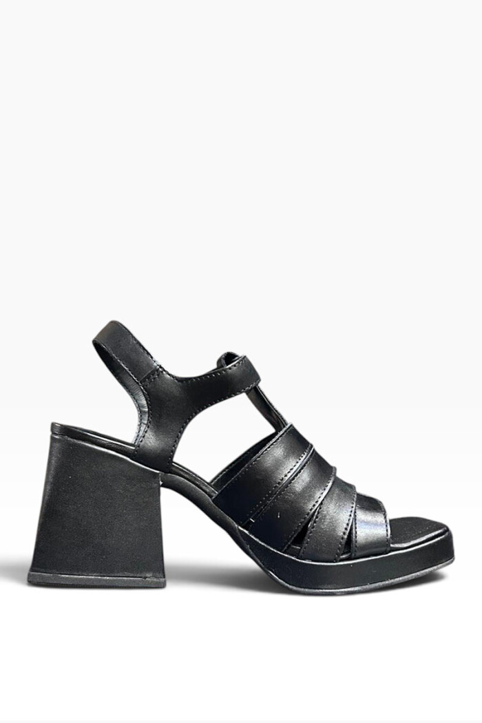 Sandalia cuero 4824-09 Negro