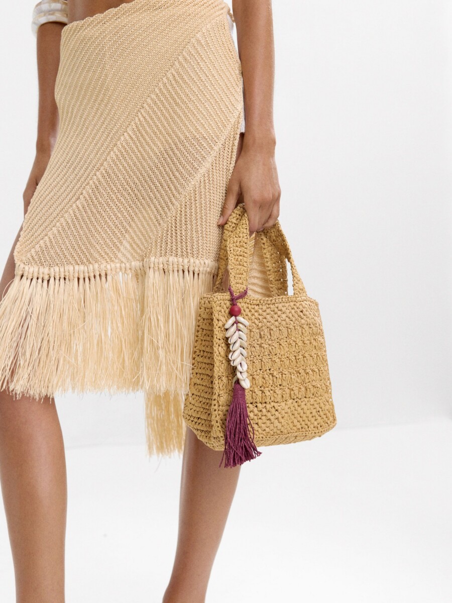Bolsa Tote Efecto Rafia Con Detalle De Conchas Colgante S natural