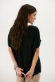 REMERA DIAGONAL NEGRO