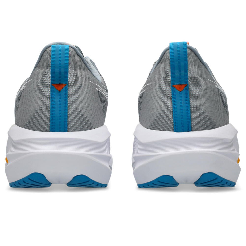 Zapatillas Running Novablast 5 Hombre Gravel/white