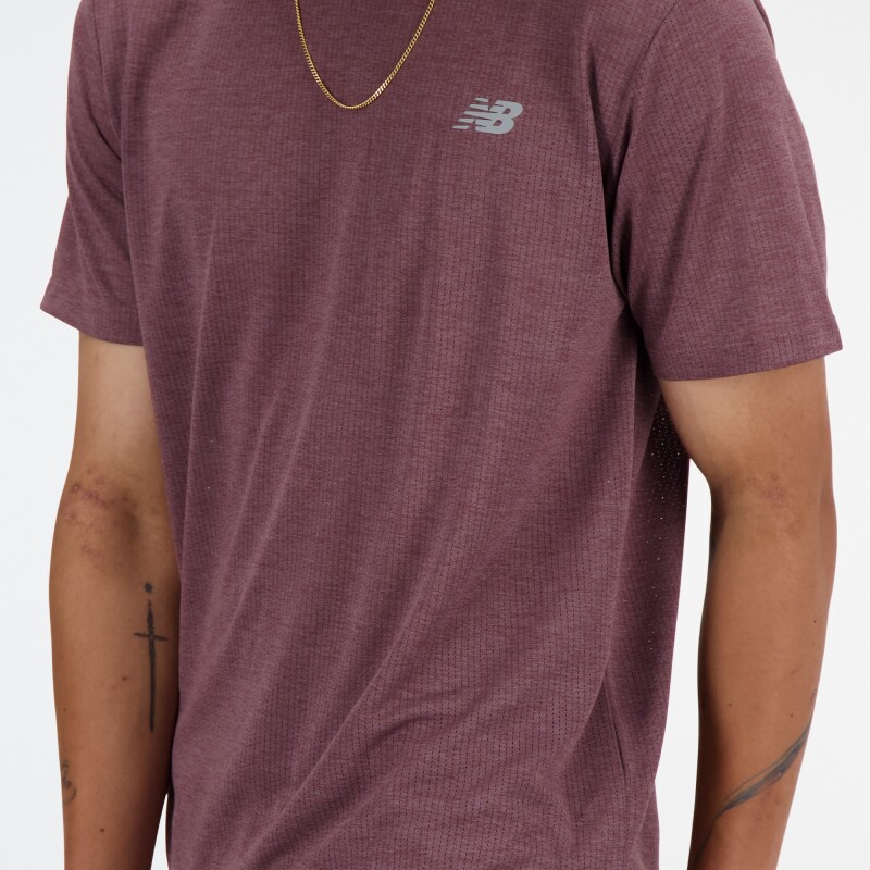 Remera New Balance de Hombre - MT41253LRC WINE