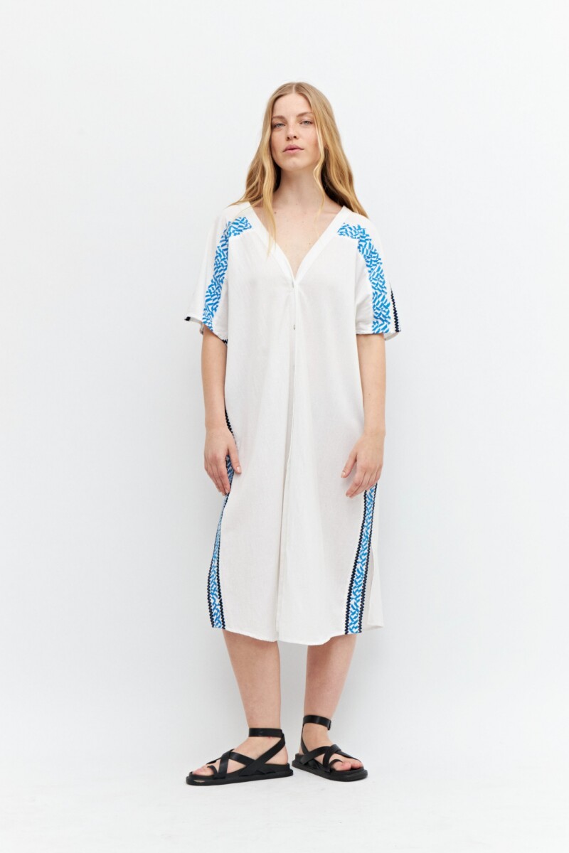 Túnica oversized con detalles bordados blanco