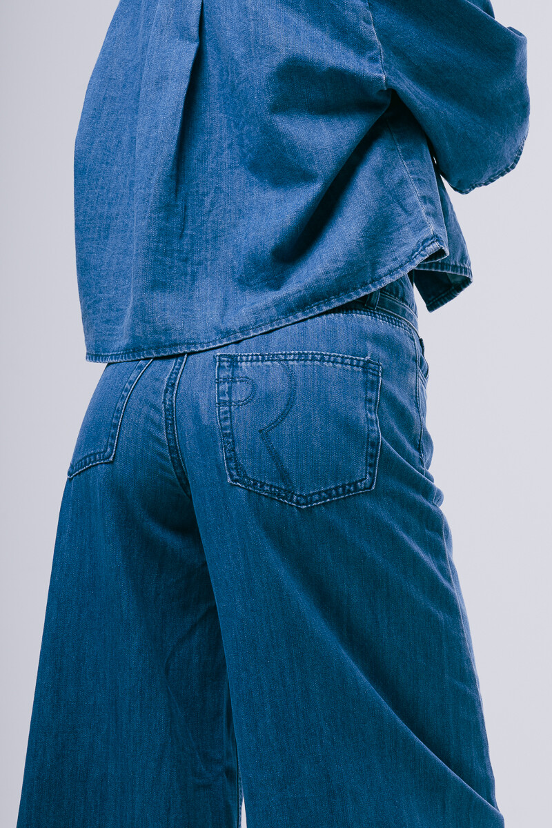 Wyde Classic Blue
