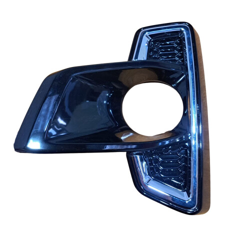 REJILLA LATERAL IZQUIERDA DE PARAGOLPE CON MOLDURA CROMADA Rejilla Lateral Izquierda De Paragolpe Con Moldura Cromada