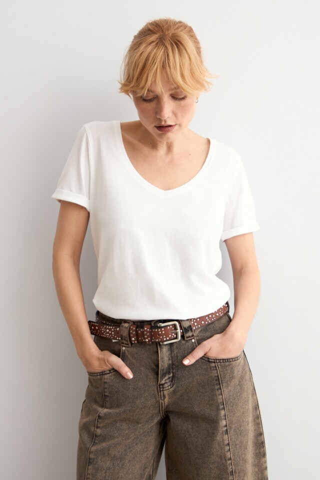 Remera escote en V blanco