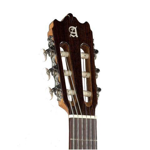 Guitarra electroacústica Alhambra 3CCWE1 con cutaway Guitarra electroacústica Alhambra 3CCWE1 con cutaway