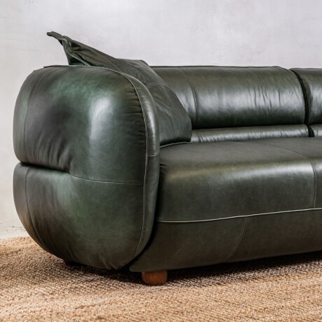 Sillon Curvo En Cuero Gomo U