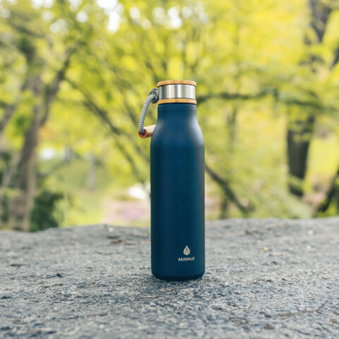 Botella "EDDIE BAUER" tapa madera 19 Oz. / 500ml. TV0582