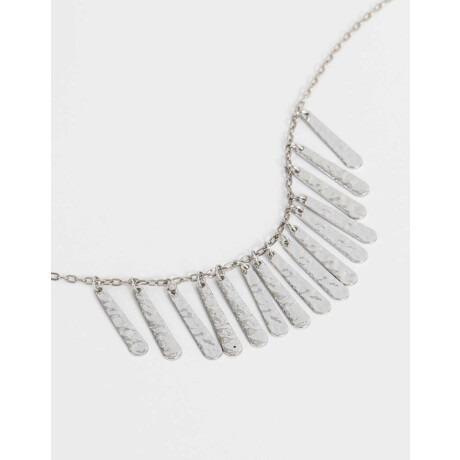 Collar De Metal Plateado