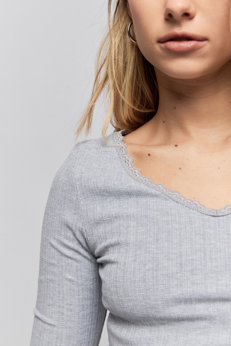 REMERA RUGA Gris Melange