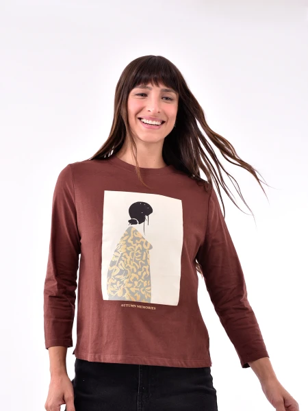 REMERA UPSALA VARIANTE 1