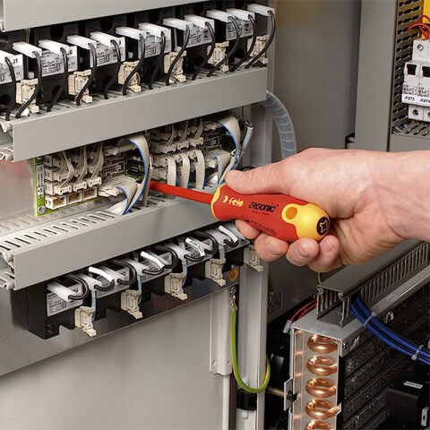 Destornillador buscapolo 220V FE3608