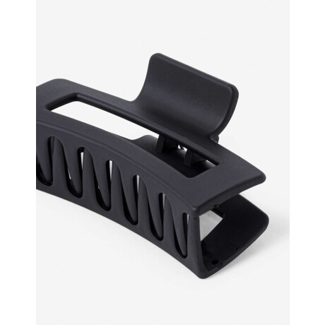 Broche Acrílico Negro