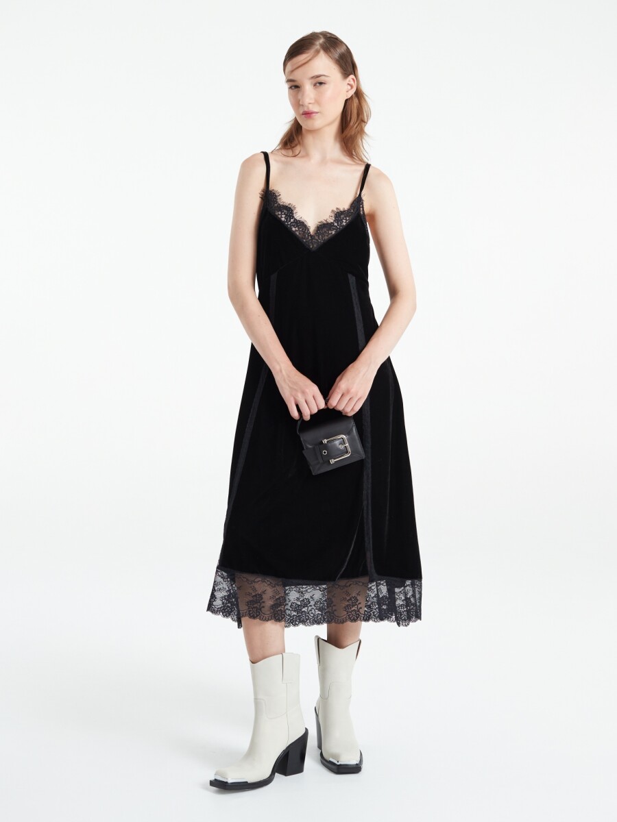 VESTIDO TERCIOPELO 