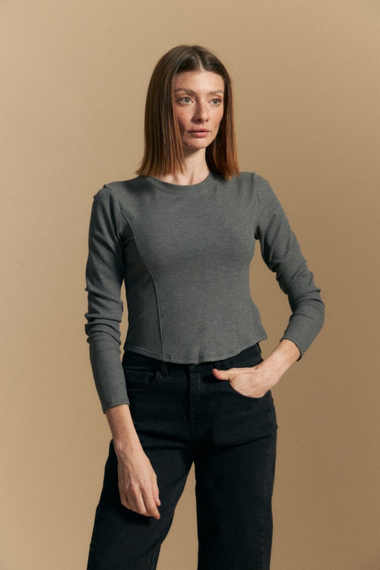 REMERA TRAVIS Gris Osc Melange