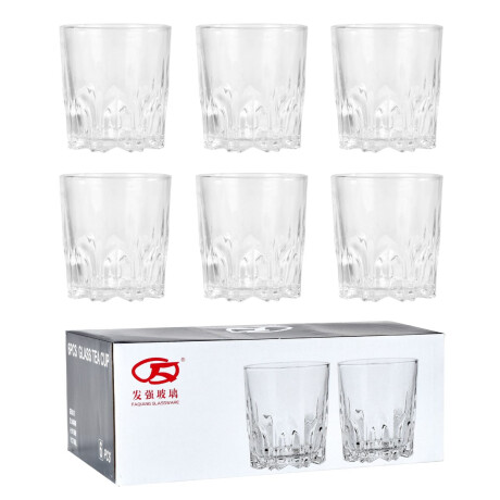 Set de 6 vasos de whisky con base labrada Set de 6 vasos de whisky con base labrada