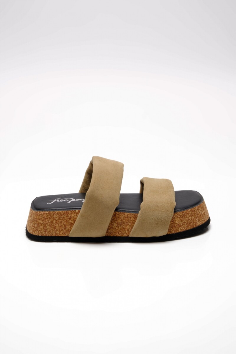 FAIRMOUNT FLARED SANDAL 