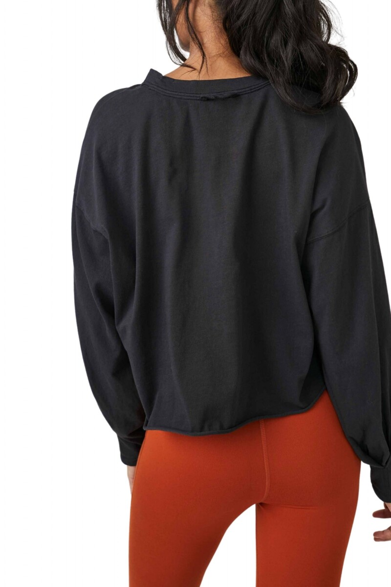 CAMISETA INSPIRE LAYER Negro