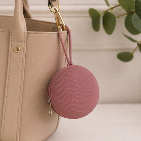 Monedero silicona con colgante Fucsia