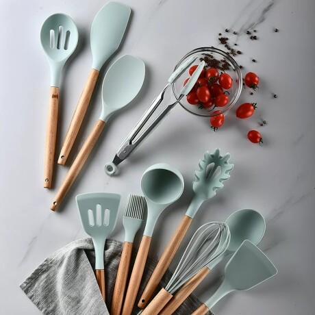 Set Cocina Antiadherente 17P c/Juego Batería Brinox + Menage Verde Claro