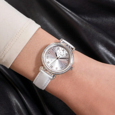 Reloj GUESS GW0764L4 en Cuero Blanco Esfera 32mm 0