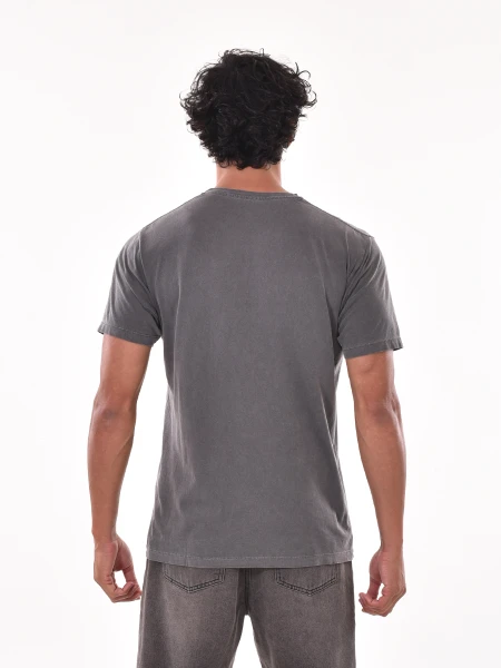 REMERA MIST REGULAR GRIS OSCURO