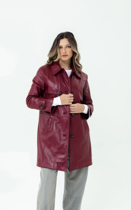 TRENCH CUERO LUA BORDO