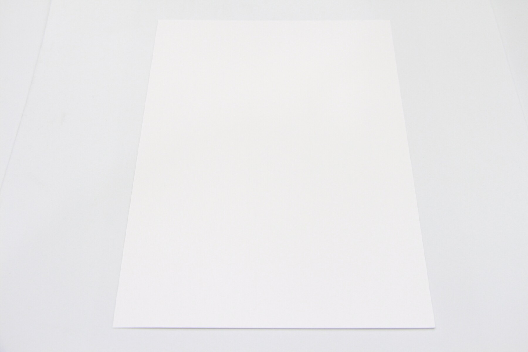 CARTULINA A4 TELADA 200 GRS - COLOR OPALINA TELADA BLANCA 