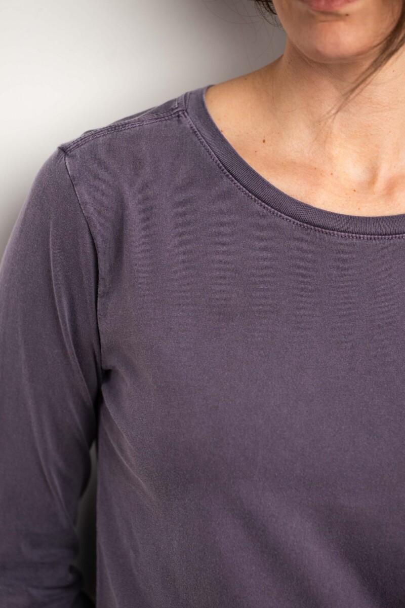 Remera Manga Larga Lavada Violeta