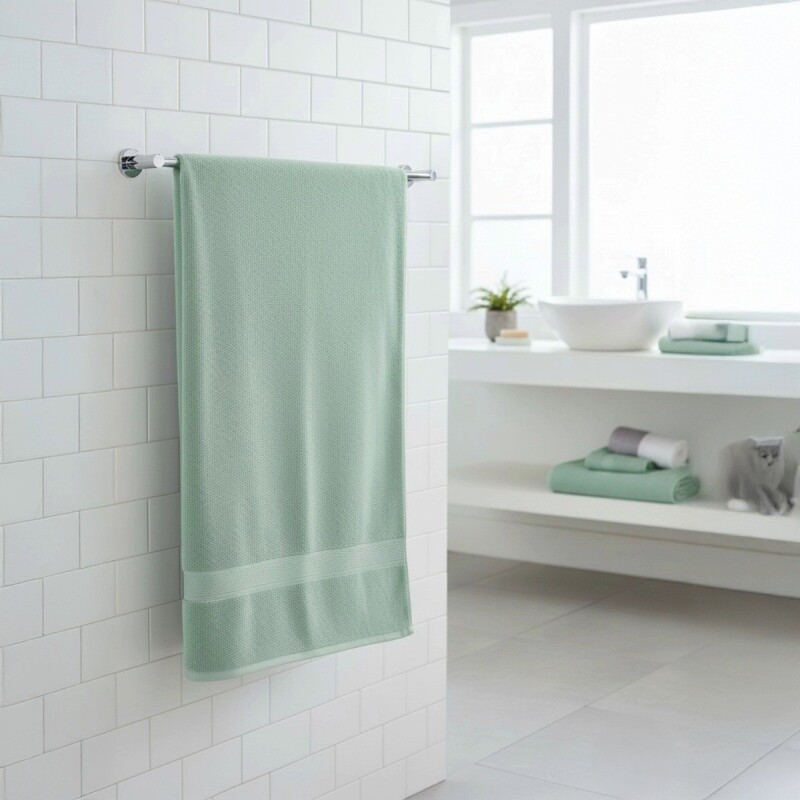 TOALLA ICONE VERDE 70X140CM 500Gr P/BAÑO Unica