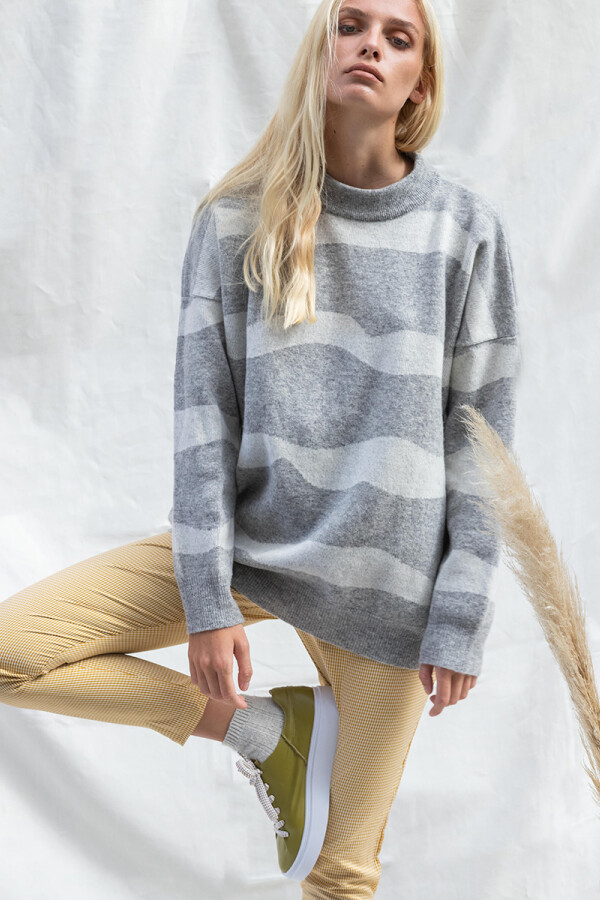 Sweater Nube Gris
