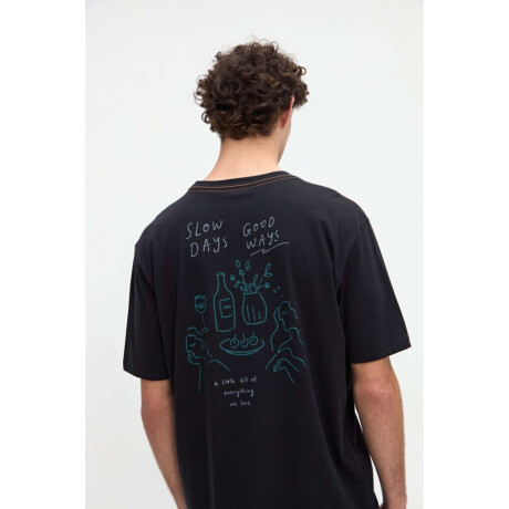 Remera Esben Negro
