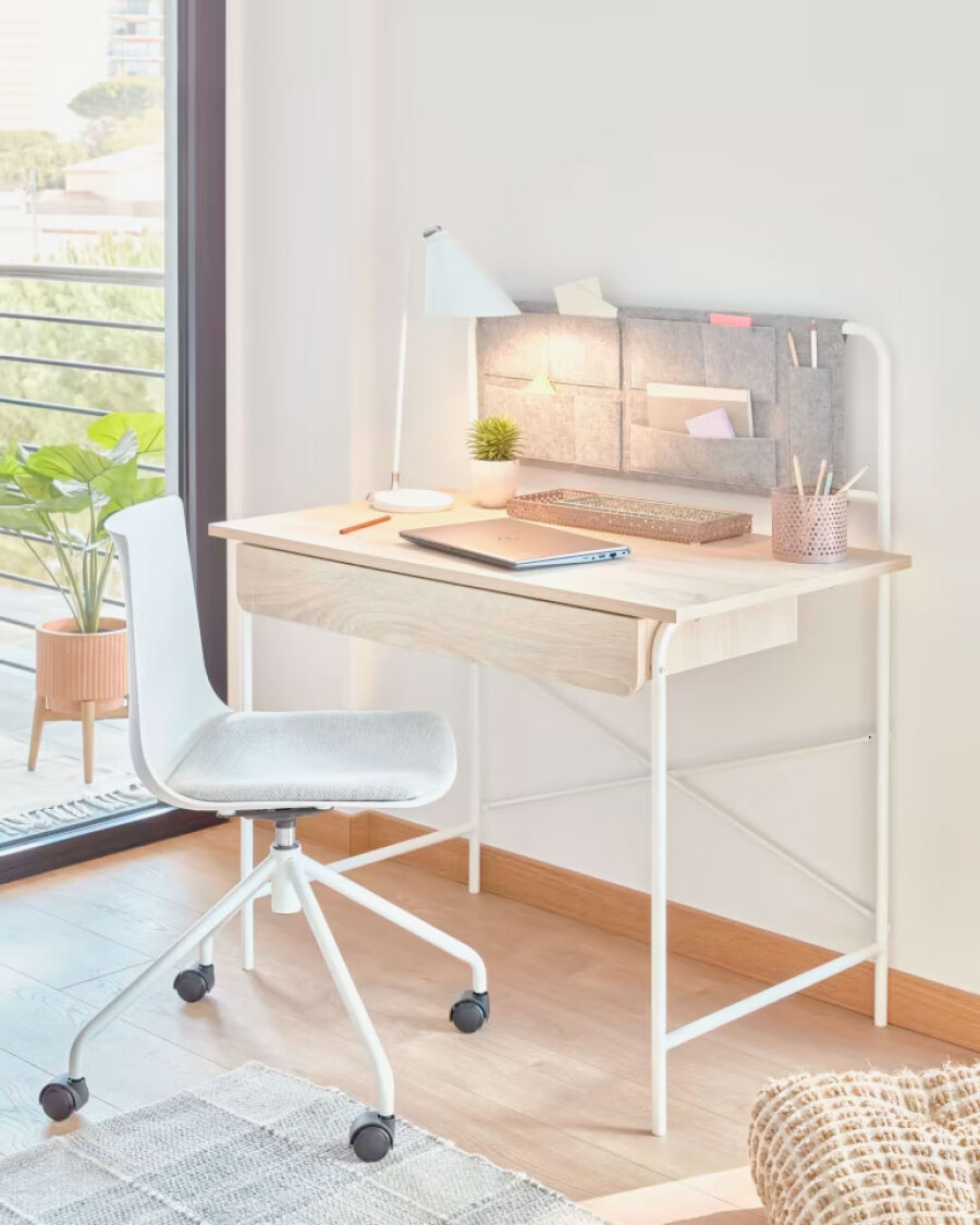 Lámpara de mesa Tipir de acero con acabado blanco blanco